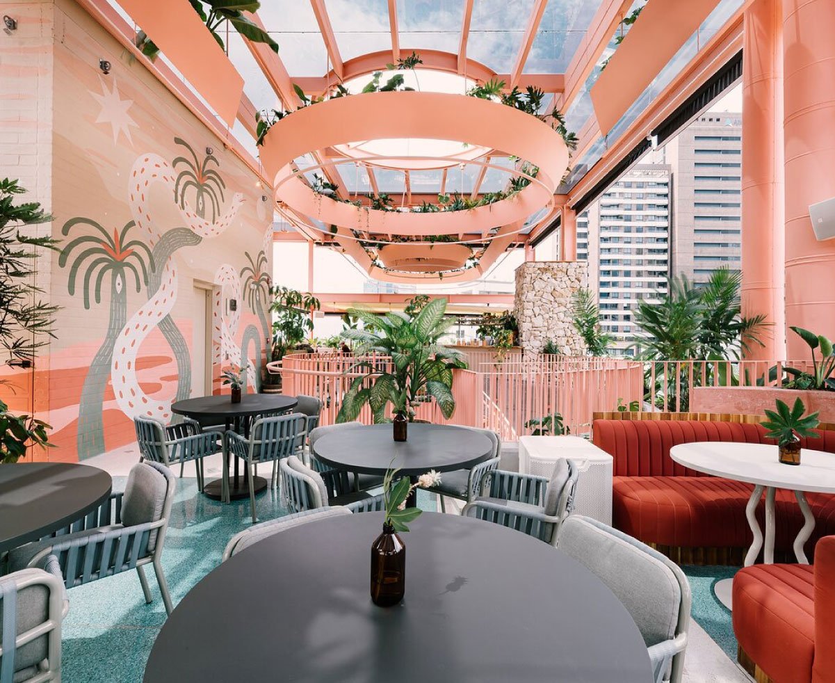 Leyla-&-Delisson-palma