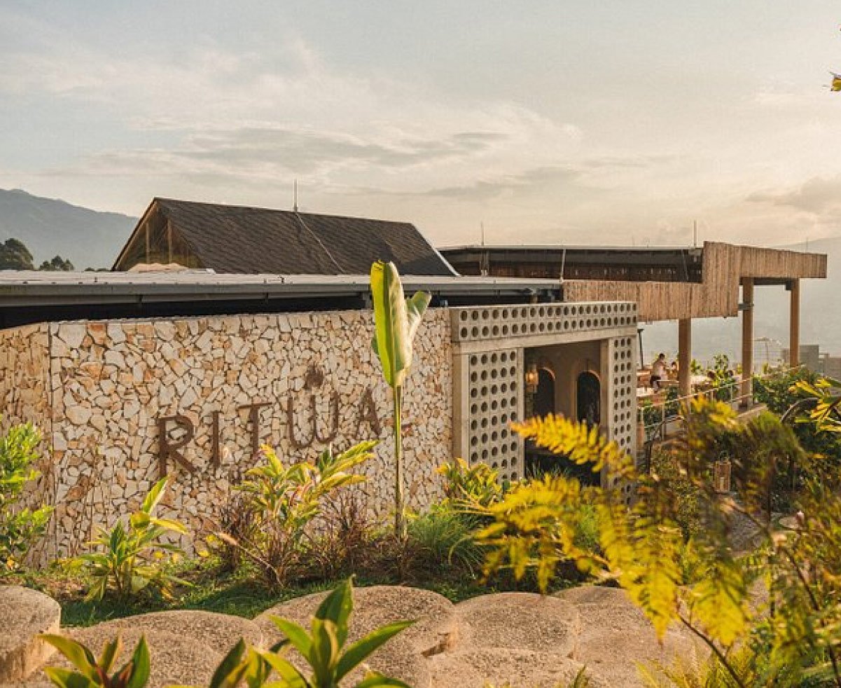 Leyla-&-Delisson-ritwal